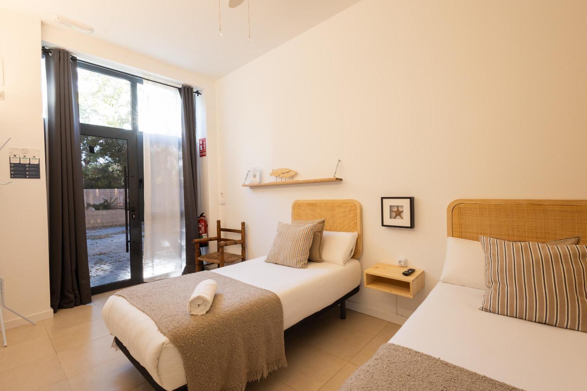 Florit Flats - The Pitiusas Rooms Valencia Ngoại thất bức ảnh