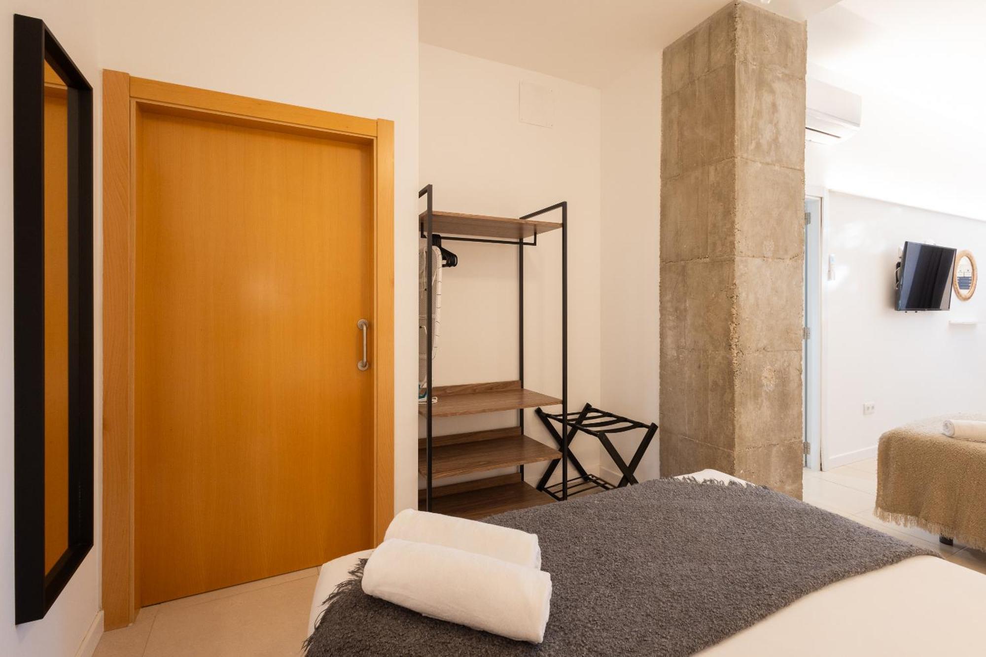 Florit Flats - The Pitiusas Rooms Valencia Ngoại thất bức ảnh